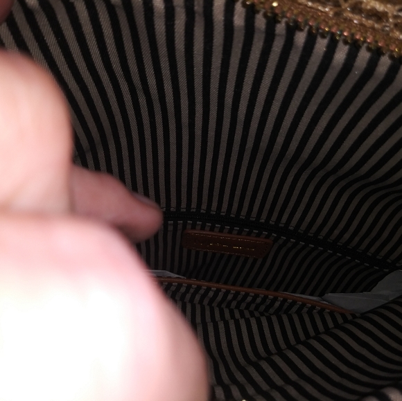 Purse - Picture 6 of 8